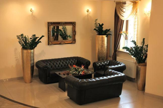 Hotel Wasik Krogulcza Bagian luar foto